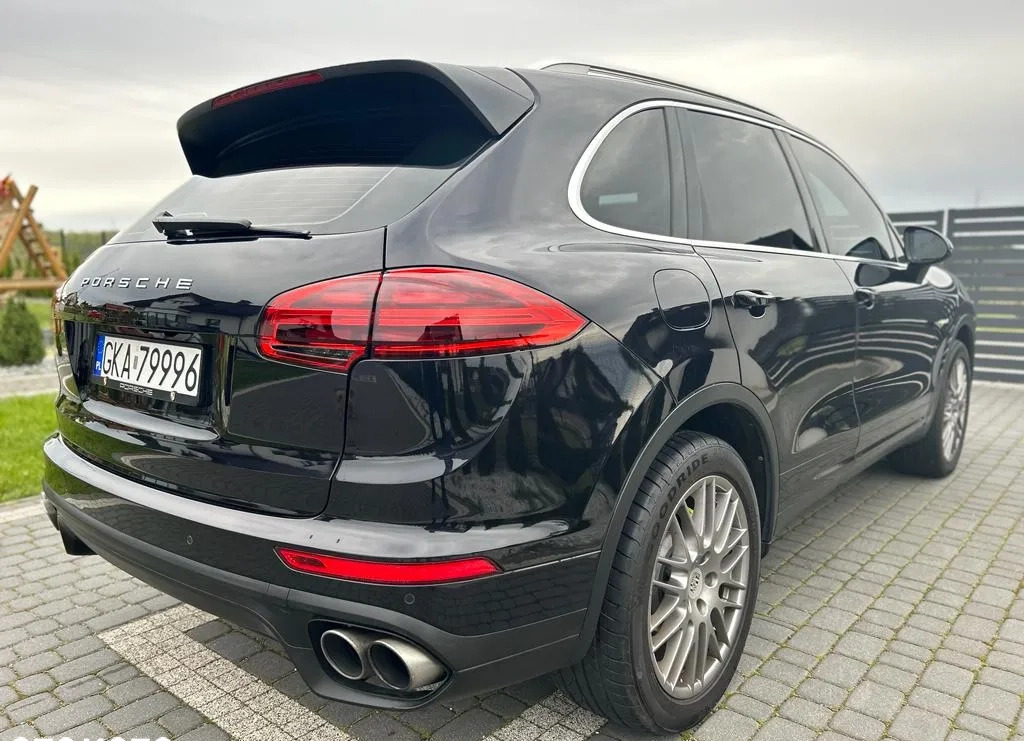 Porsche Cayenne cena 169000 przebieg: 210000, rok produkcji 2015 z Barlinek małe 742